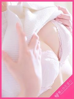 笑莉-Emiri-