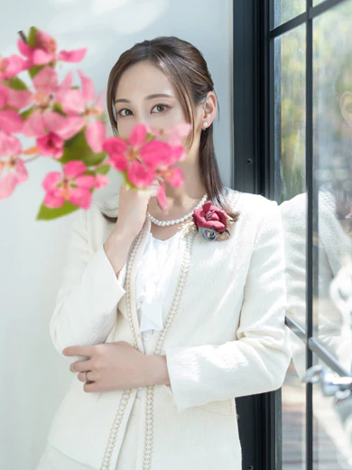 ハールブルク(HARBURG)の乃木 風香