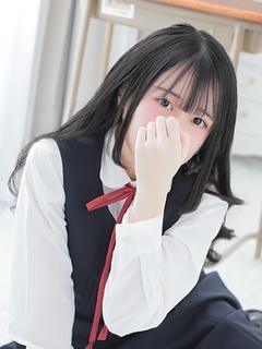 ういか【最年少18歳...