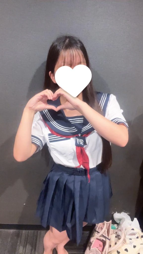 ひとりでしちゃうの？🤍