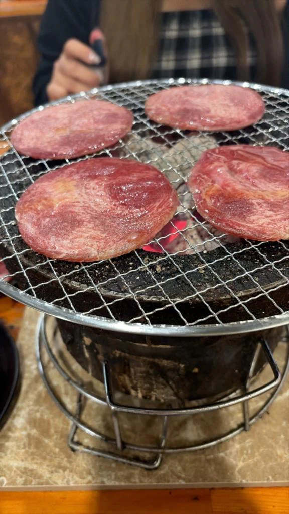 やきにくにくにく