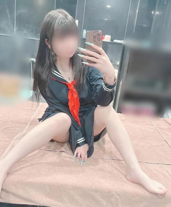 黒セーラー