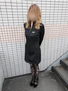 新人りあ
