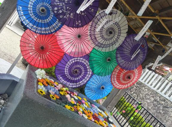 はじめまして ！
