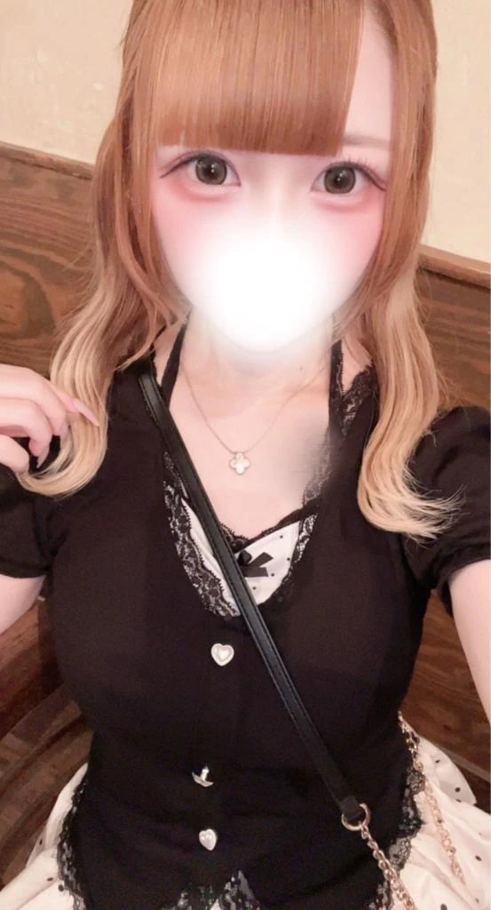 ᐡ- ·̫ •ᐡฅ💞