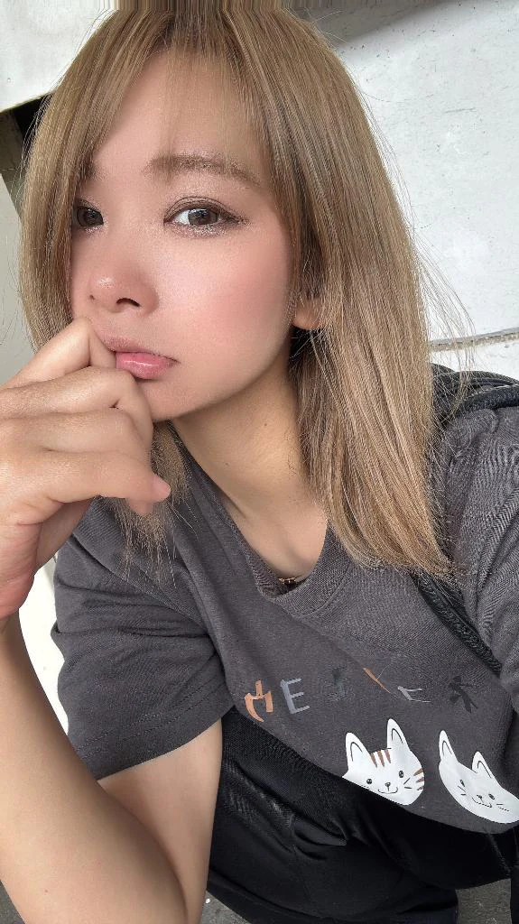 ワァ！！
