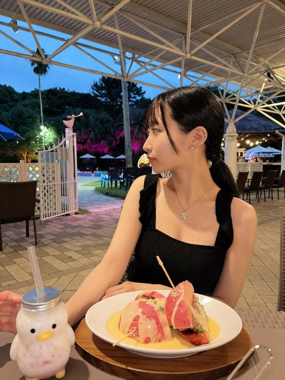 【②】ナイトプール行ってきた👙🌙