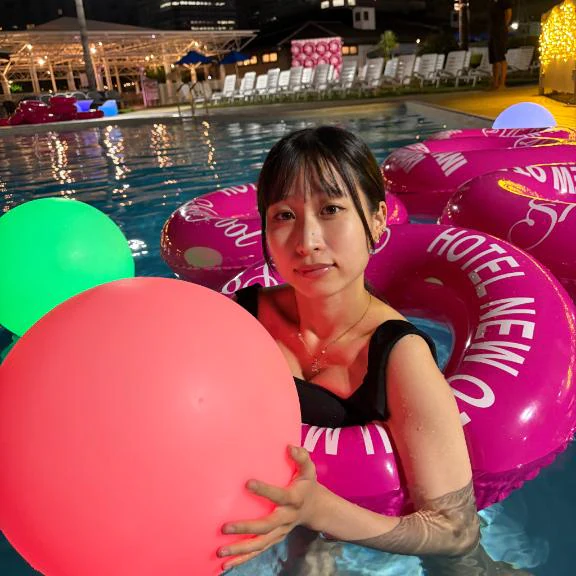 【⑨】ナイトプール行ってきた👙🌙