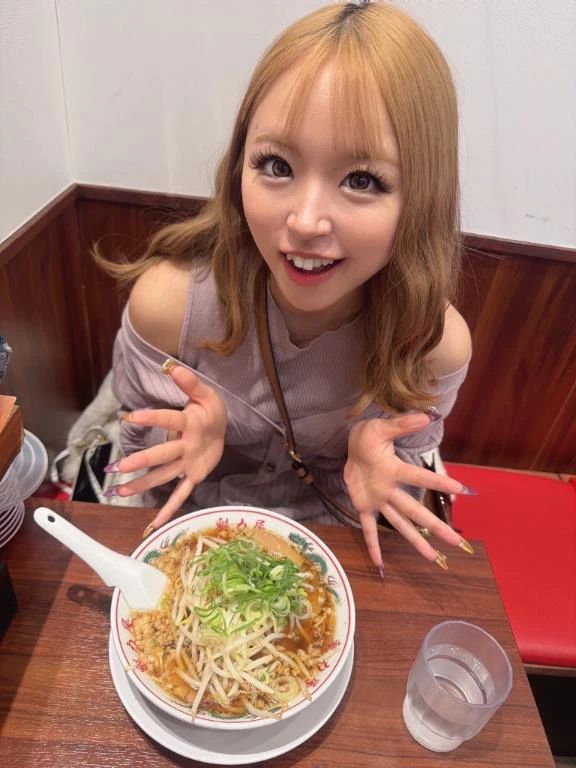 😈 完売した時のご褒美🍜 😈