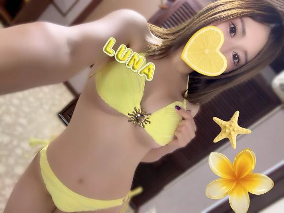 下乳愛好家に刺され✩.*˚