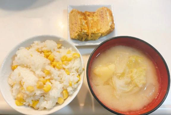 遅く起きた朝は…ꉂꉂ(ˊᗜˋ*)笑