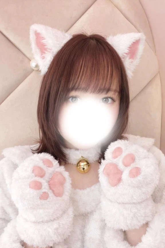 にゃん= ^−⩊−^=
