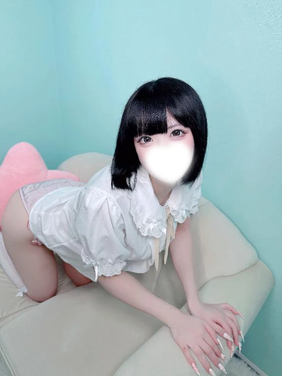 黒髪ボブロリっ子🍓