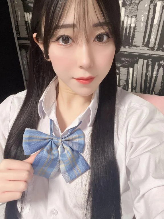 １３：００