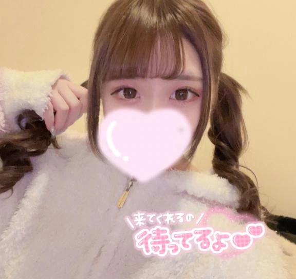 明日(⸝⸝•́ ̫ •̀⸝⸝)