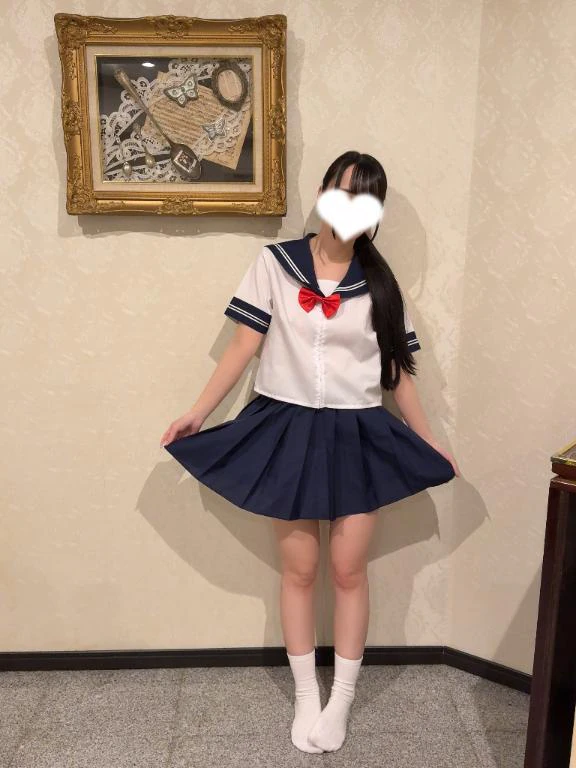 制服も似合う？♡