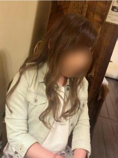 河奈　えみり