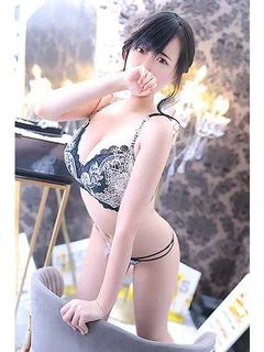 入山ゆなた