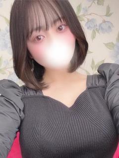七葵咲ゆい
