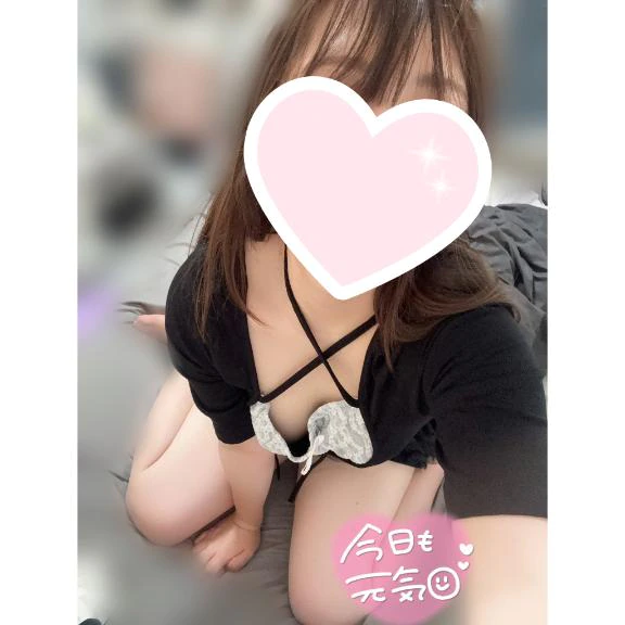 おはよ🌸 新しい服買った(^-^)V