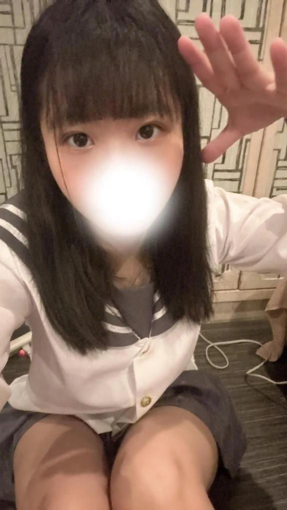 前髪切った✂️