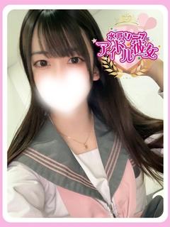 胡桃りこ