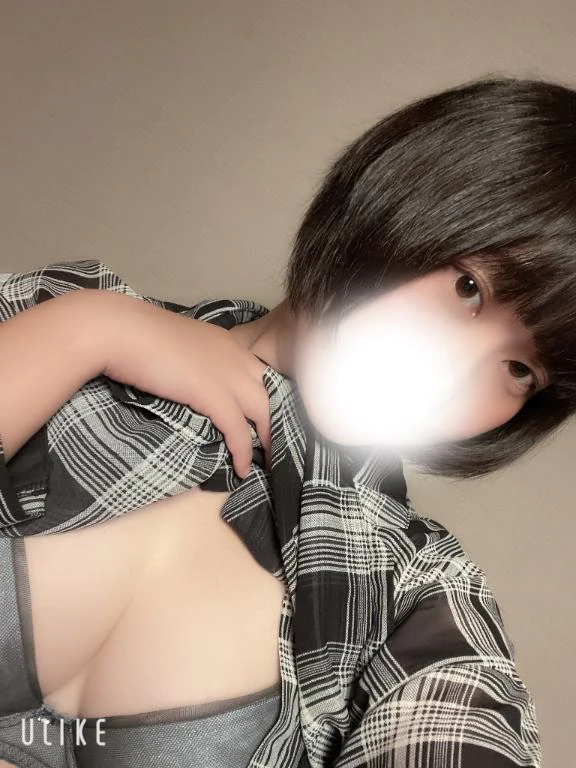 この子気になる🦩