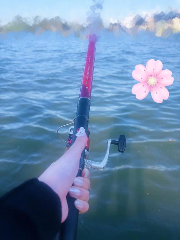 竿は持った。魚は来なかった。