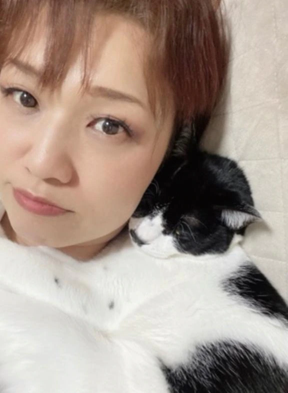 お目目が腫れちゃってますが……