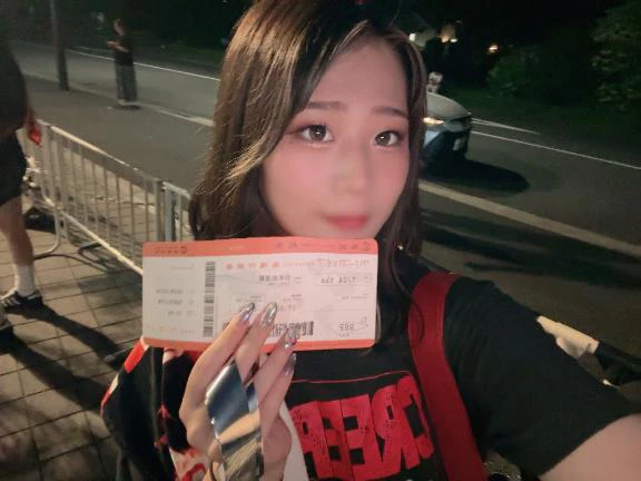 すみません😭