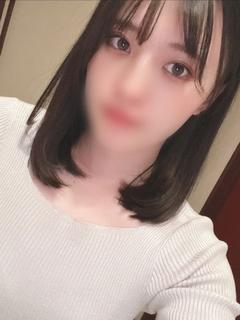 新人　さやこ