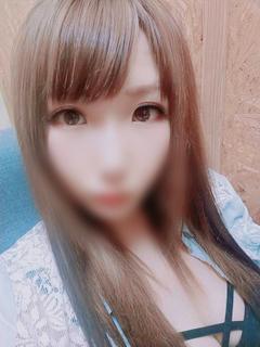 安達ゆうか