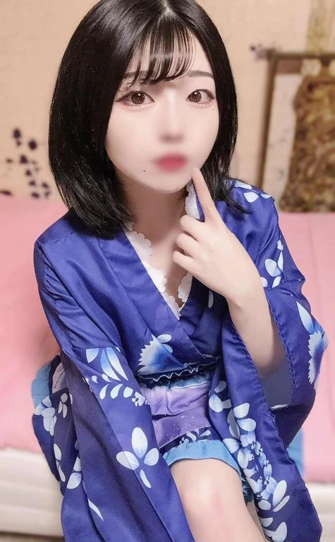 💙👘🤍