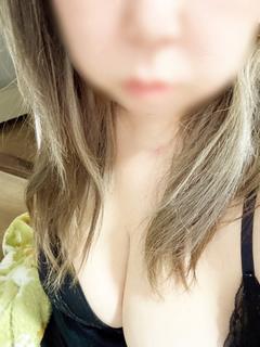 みな