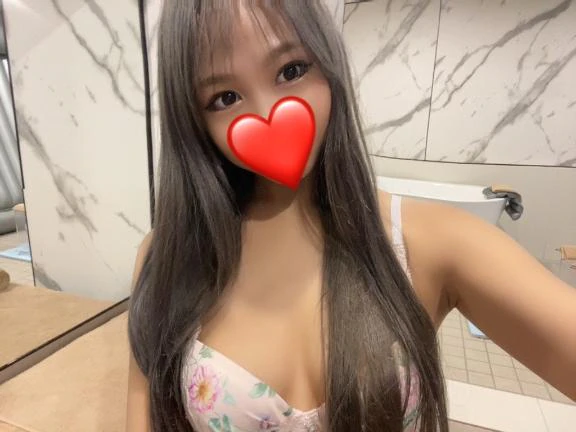 明日のお誘い待ってます(*^^*)