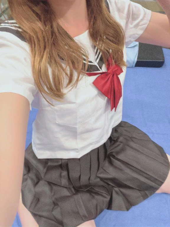 えら？꒰ ՞ᴑ̴̶̷̤́ᾥᴑ̴̶̷̤́՞ ꒱