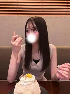 ゆりな