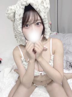 ゆりな