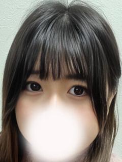 春原ゆずは