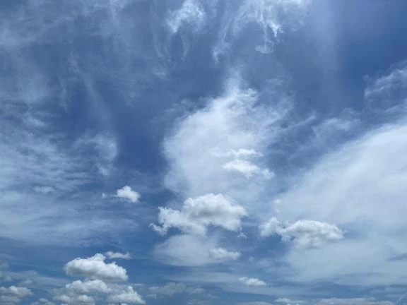 ꒰๑˟▵˟๑꒱ ྀྀ☀️