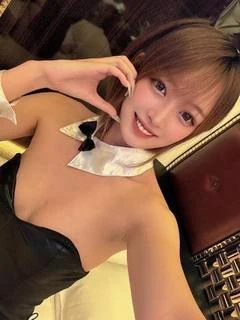 みい