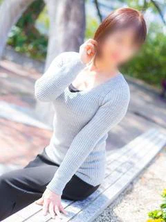 優子