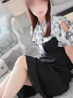 雛乃(ひなの)