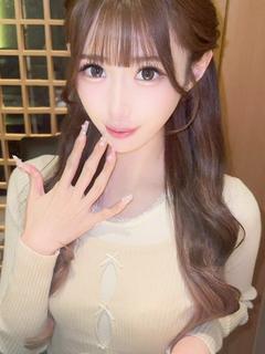 ニイナ