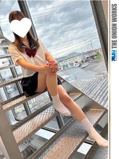 小春ひなた