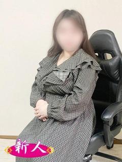 青山菜々子