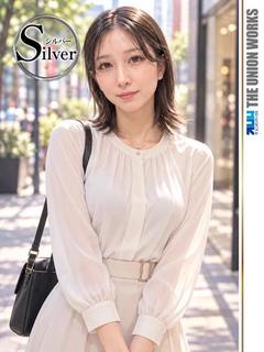 吉川ひより【SILVER】