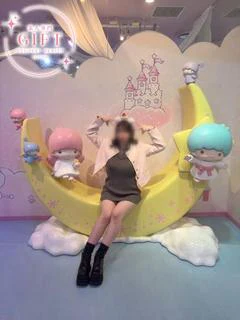 漣レイ