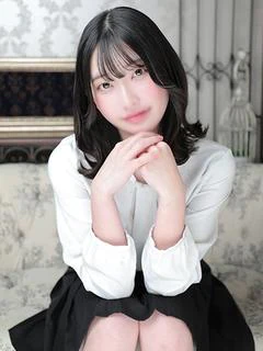 みい