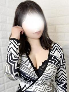 鈴木　みな
